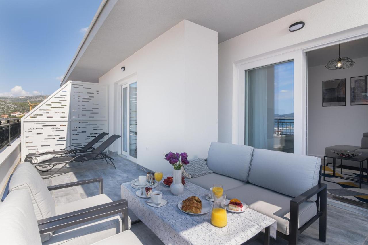 Villa Barbara & Zoran With Heated Swimming Pool Seget Vranjica Exterior foto