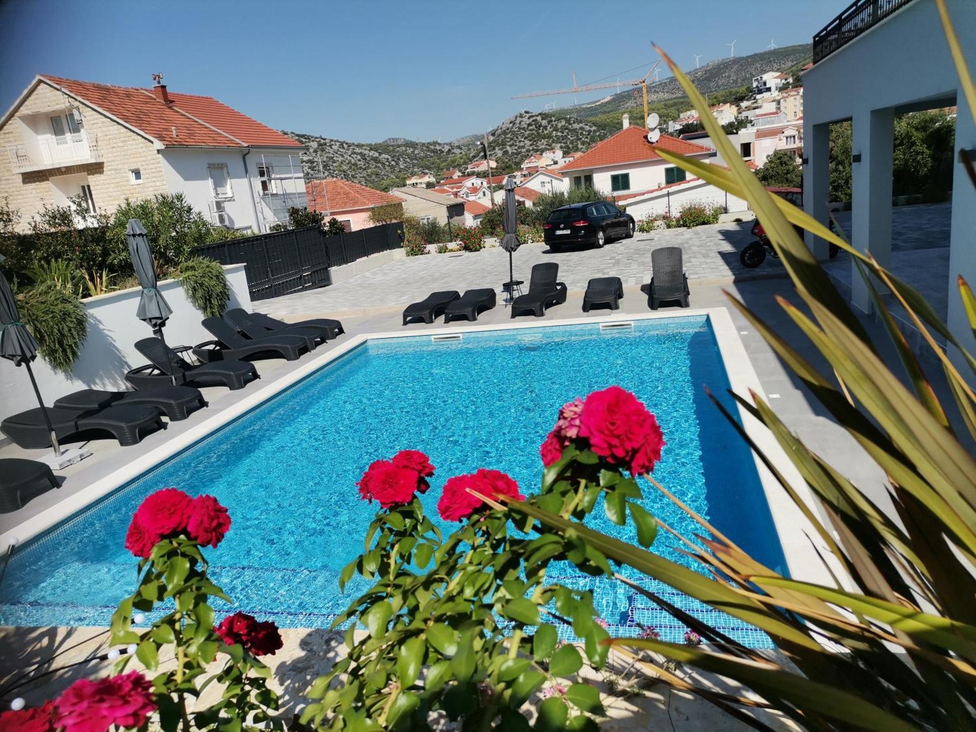 Villa Barbara & Zoran With Heated Swimming Pool Seget Vranjica Exterior foto